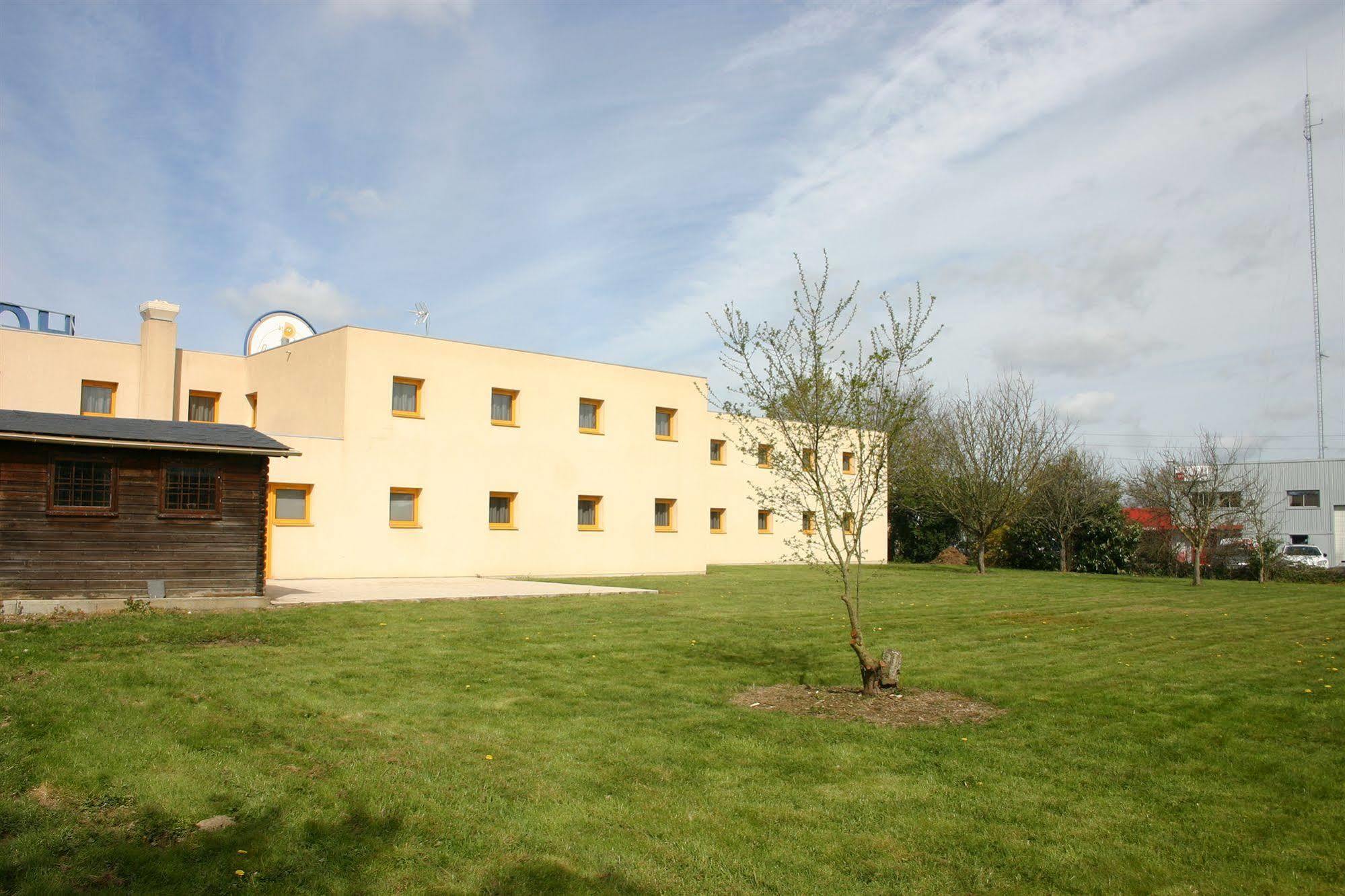 B&B Hotel Angers Parc Expos Verrieres-en-Anjou Екстер'єр фото
