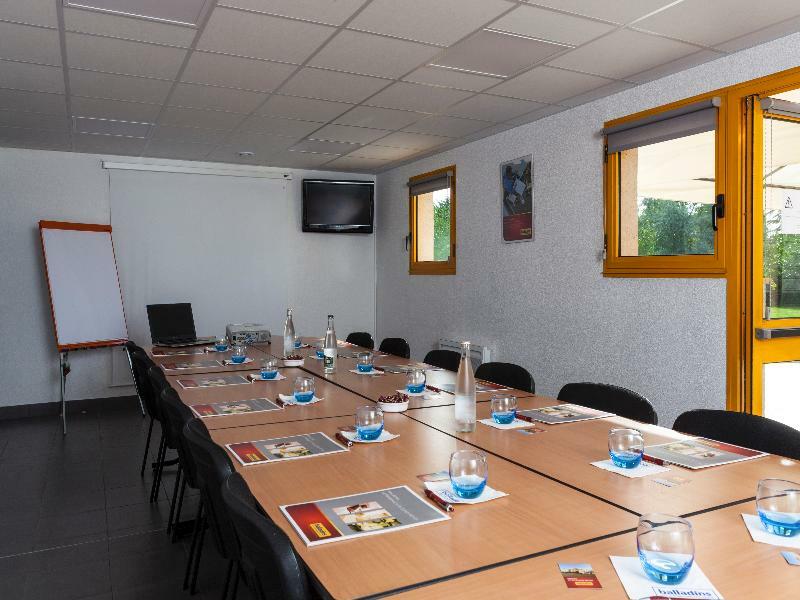 B&B Hotel Angers Parc Expos Verrieres-en-Anjou Екстер'єр фото